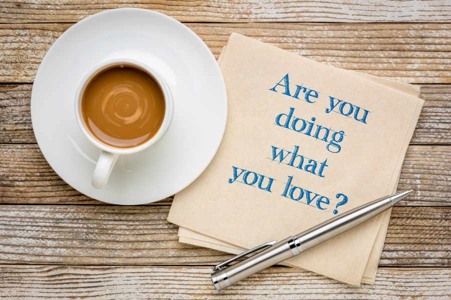 How to Work With a Building Envelope Recruiter to Develop Your Career